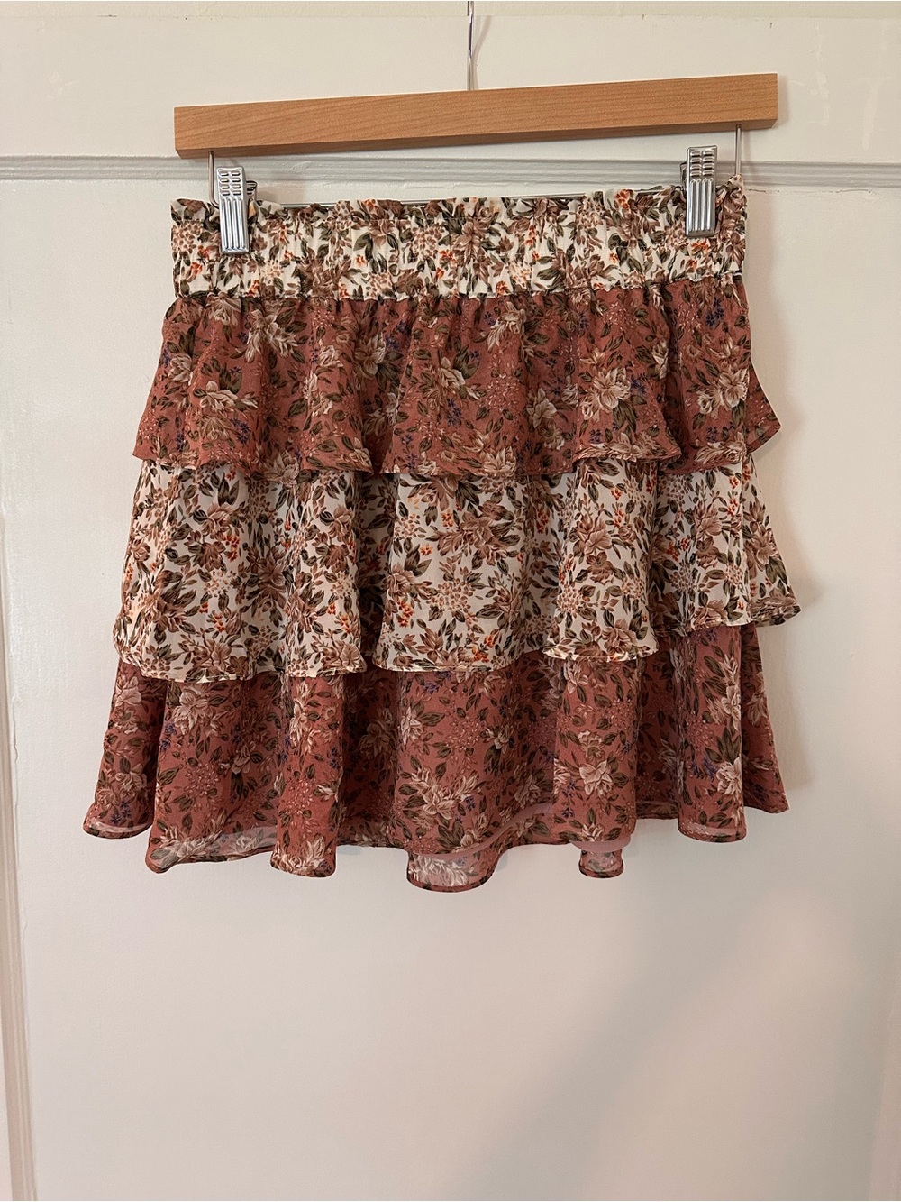 Show Me Your MuMu Ruffled Floral Mini Skirt in Rust and Cream